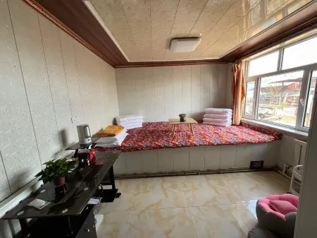 jiansu Отели рядом с достопримечательностью «White Birch Forest»