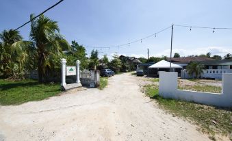 OYO 90990 Sri Tempurung Homestay