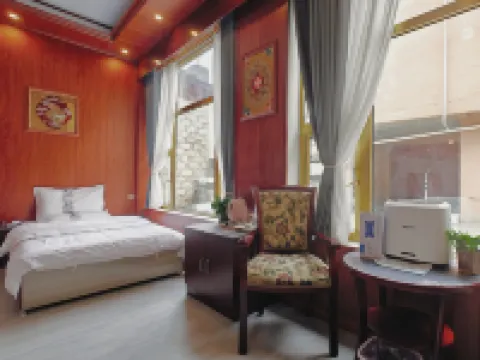 Yu·Zeren Homestay Hoteles en Litang