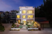 Lingao QieTingfengyin Homestay