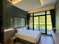 Longtan Lake Inn Hotels near Wanglongpi