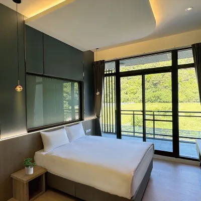 Longtan Lake Inn โรงแรมใกล้อากริออซ