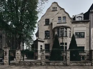 โรงแรมวิลล่า อาเคินบาค