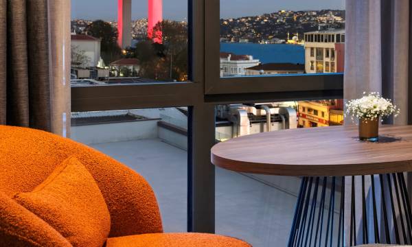 Crowne Plaza Istanbul - Ortakoy Bosphorus by IHG
