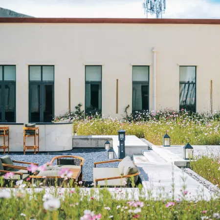 Shigatse Summer Palace Healing Hotel
