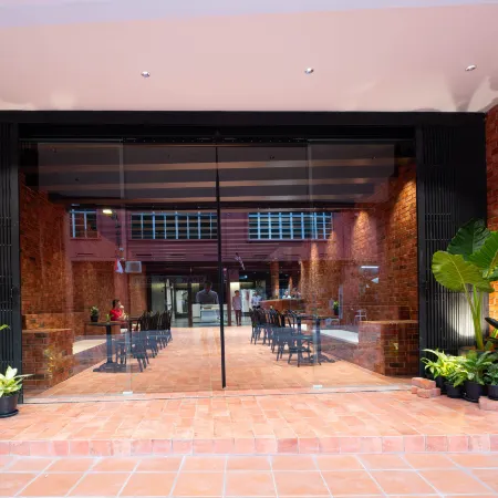 VIENTO RedHouse Melaka by Rest Collection Отели в г. Мелака