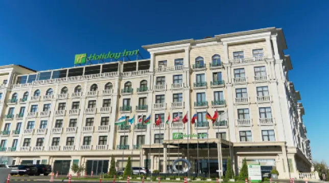 Holiday Inn TASHKENT CITY by IHG Hoteles cerca de Plaza de la Independencia