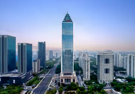 Elong Me Anlai Hotel (Nantong University Central Business District) Отели рядом с достопримечательностью «Zihui Park»