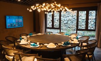 Jingshan Farm Century-old House Hotel