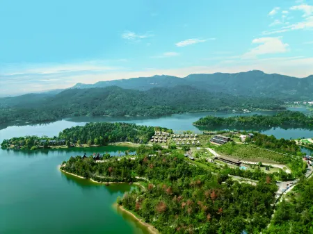 Wuhan La Lilagu B&B Отели рядом с достопримечательностью «Hubei Ming and Qing Dynasties Ancient Architecture Museum»