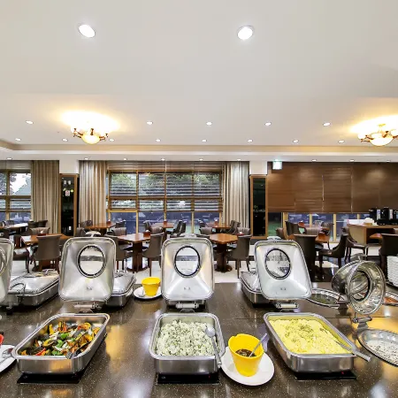 Shin Shin Hotel Jeju City