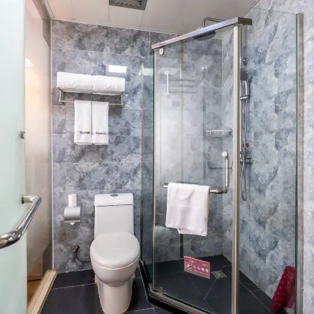 Shankee Hotel (Zhenjiang Danyang Railway Station Wuyue Plaza)