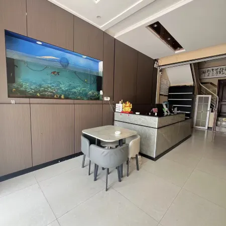 Lingbi Huatian Business hotel