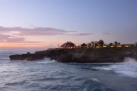 ARNA Suites and Ocean Lounge - Sea View