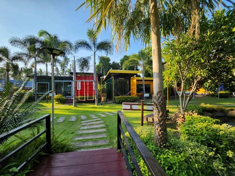 รูปภาพของบีช บ็อกซ์ แอ๊ท ปราณ รีสอร์ท