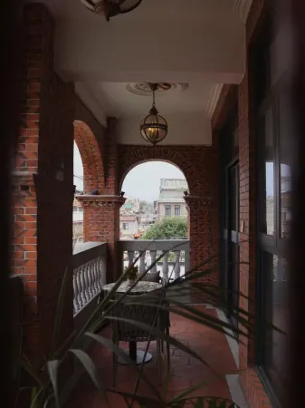 Encounter in the Ancient City Lane·Junjing Mansion Отели рядом с достопримечательностью «Qingyuan Mountain»