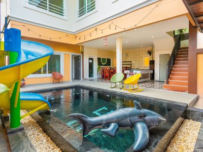 99 Pool Villa