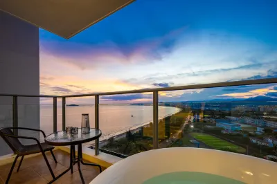Qihai·Seaview Homestay (Yemeng Promenade Branch, Sanya Bay) Các khách sạn gần Yemeng Veranda