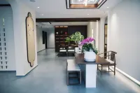 Changzhou Guanmiaoyaju Homestay (Maoshan Dongfang Yanhucheng)