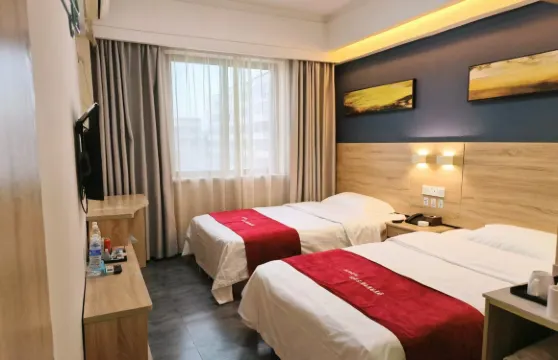 優客時尚賓館（衞輝汽車總站店）