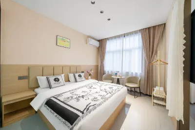 Four Seasons Longmen Homestay (Longmen Grottoes) Hotels near Peony Pavilion Scenic Area