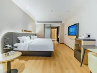 Jinjiang Hotel (Yingshan Jiulong Avenue) - parking