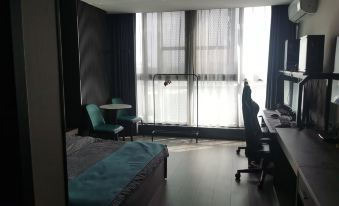 Jiaxun E-sports Homestay (Medical City)