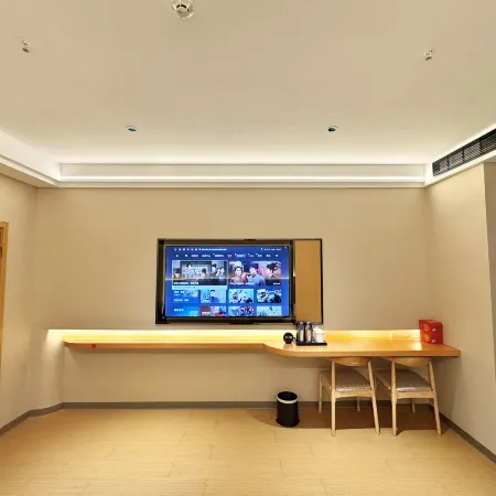 Jinxi Grand Hotel (Jingdezhen North Station)