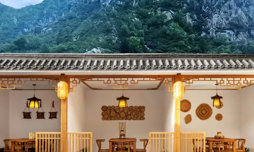 Mount Wutai Yunyin Mountain Residence B&B