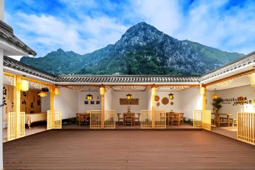 Mount Wutai Yunyin Mountain Residence B&B Hotels in Wutai