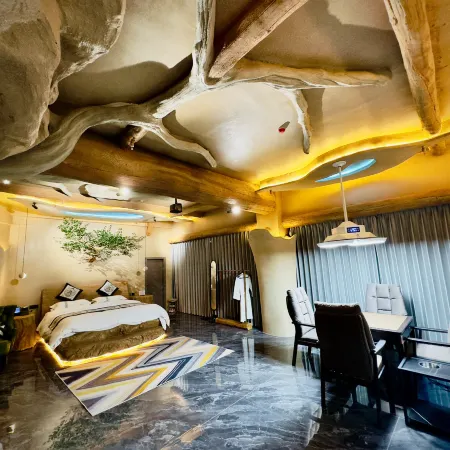 Ruili Shui Xiang Lidu Smart Hotel