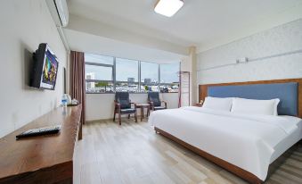 Suining Sanjie Xinhua Hotel