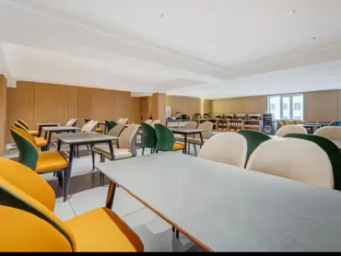 Longpeng Oubao Russian style Hotel Отели рядом с достопримечательностью «Sino-Russian Trade Pedestrian Street»