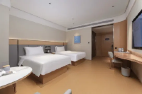 JI Hotel (Danyang Yida Square)