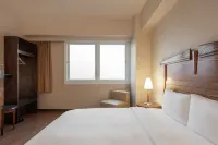 Kindness Hotel (Kaohsiung Wu Jia) Hotels in Dream Mall/Jin-Zuan Night Market