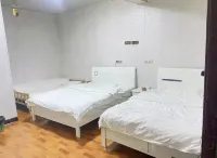 Zhenxiong Yiqin Hotel (Heishu Town Branch)