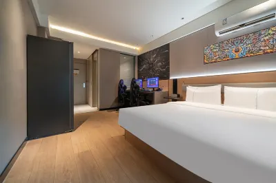 ReMAX Esports Hotel (Beilun Xinda Road Branch)
