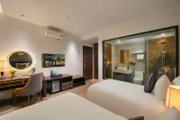 Westlake Pearl Suites & Spa - By Pegasy Group - Airport Shuttle