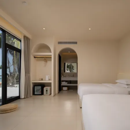 Floral Hotel·Wenchang Yunjuanyunshu Seascape  Hotel