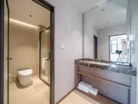 SpringTide Hotel (Beidaihe Laohushi Sea Park Branch)