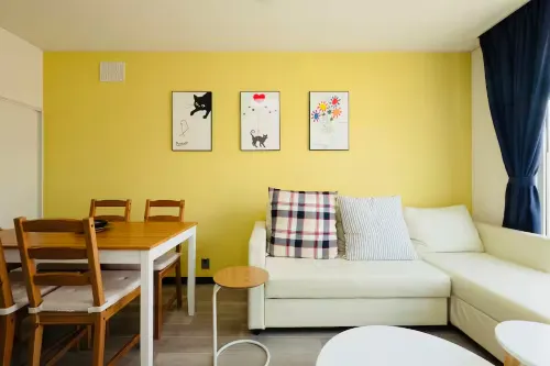 uni house