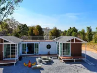 เดอะเฮ้าส์ แอท เขาค้อ โรงแรมใกล้The Most เขาค้อ-ลานกางเต็นท์