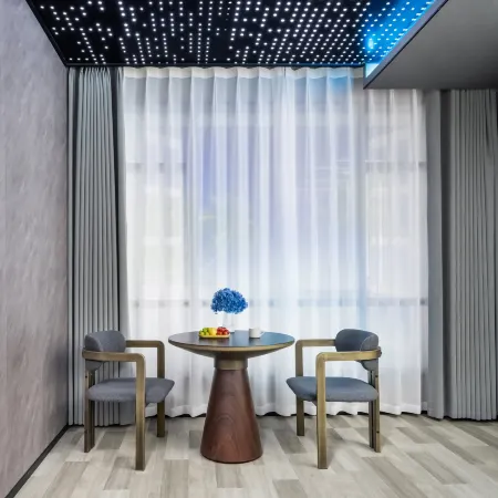 Yingge Movie Hotel (Weining Caohai Convention and Exhibition Center) Hotels in Weining