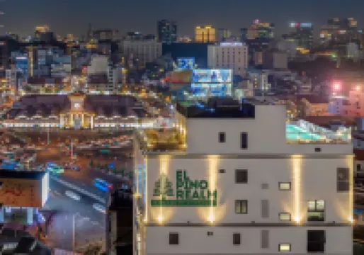 CityHouse - El Pino Realm at Metro Ben Thanh Market โรงแรมใกล้ไบเทกซ์โกไฟแนนเชียลทาวเวอร์