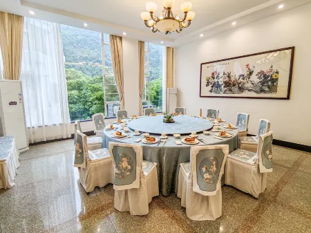 Zhaoqing Yandu science and technology talent serviceDinghushan academician base Отели рядом с достопримечательностью «Guangdong Institute of Technology (Dinghu Campus)»