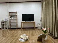 บ้านเดี่ยว 2 ห้องนอน 1 ห้องน้ำส่วนตัว ขนาด  ตร.ม. – แหลมสิงห์ โรงแรมในอำเภอ ขลุง