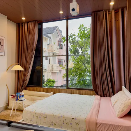 Corgi House Beachstay Danang