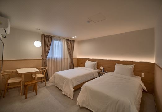 3. 스테이 리베라..