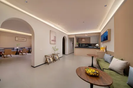 Yichun Xing'anli hotel Отели в г. Ичунь