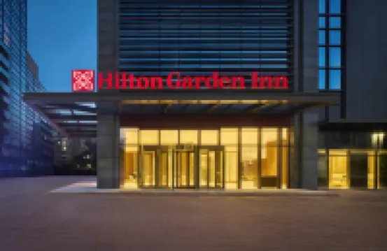 Hilton Garden Inn Zhongshan South Hotels near Zhan's Garden